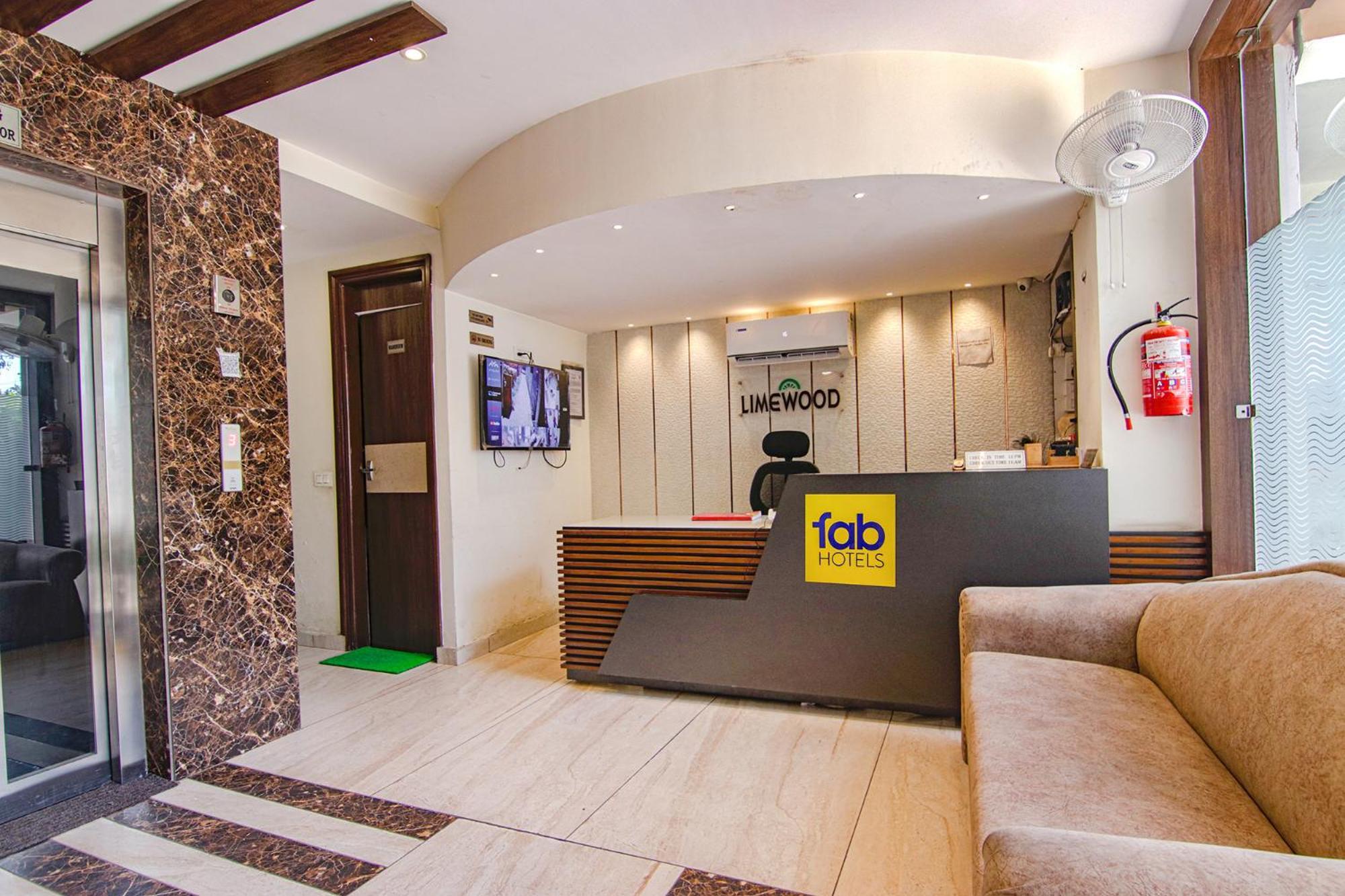 Fabhotel Lime Wood Mohali Εξωτερικό φωτογραφία